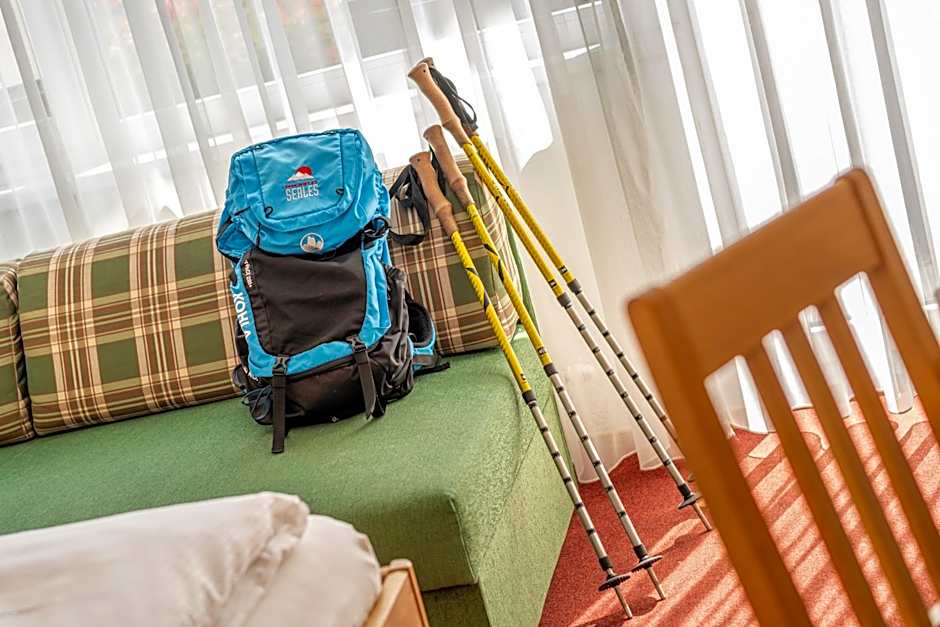 Hotel Serles