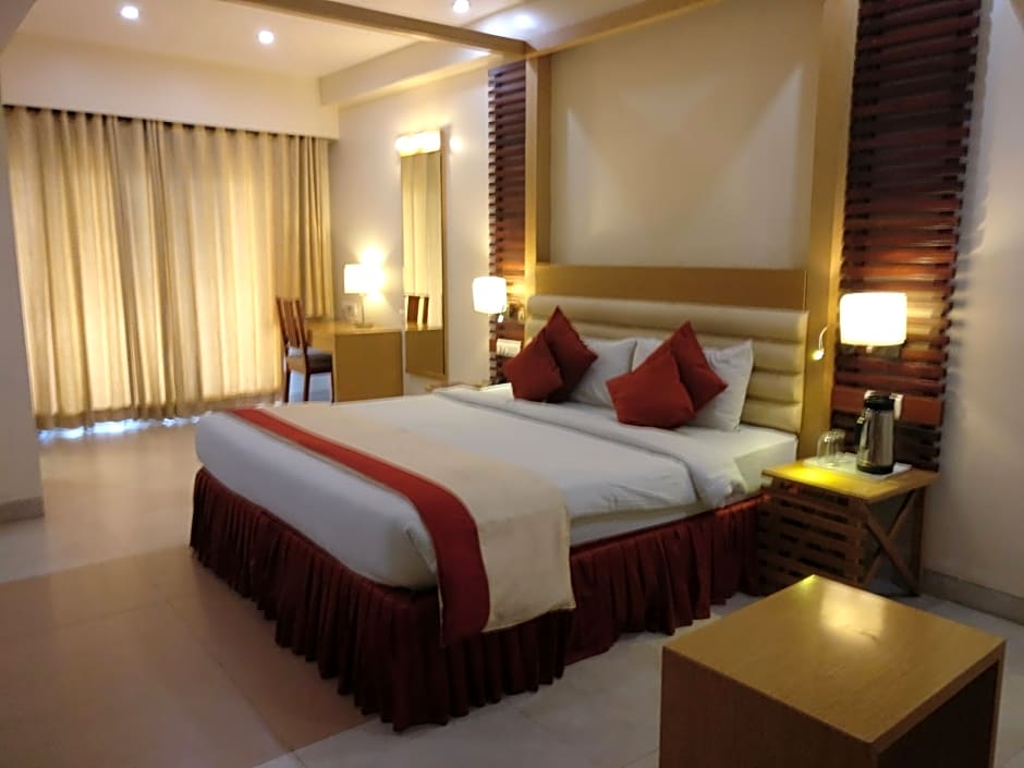 Hotel MB International - PALACE SIDE