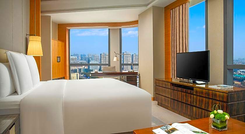 Pullman Haining