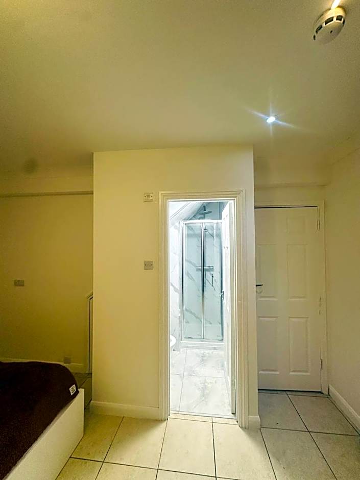 Sundrige park Hotel in Bromley, Greater London near Tesco and Sundridge Park Station