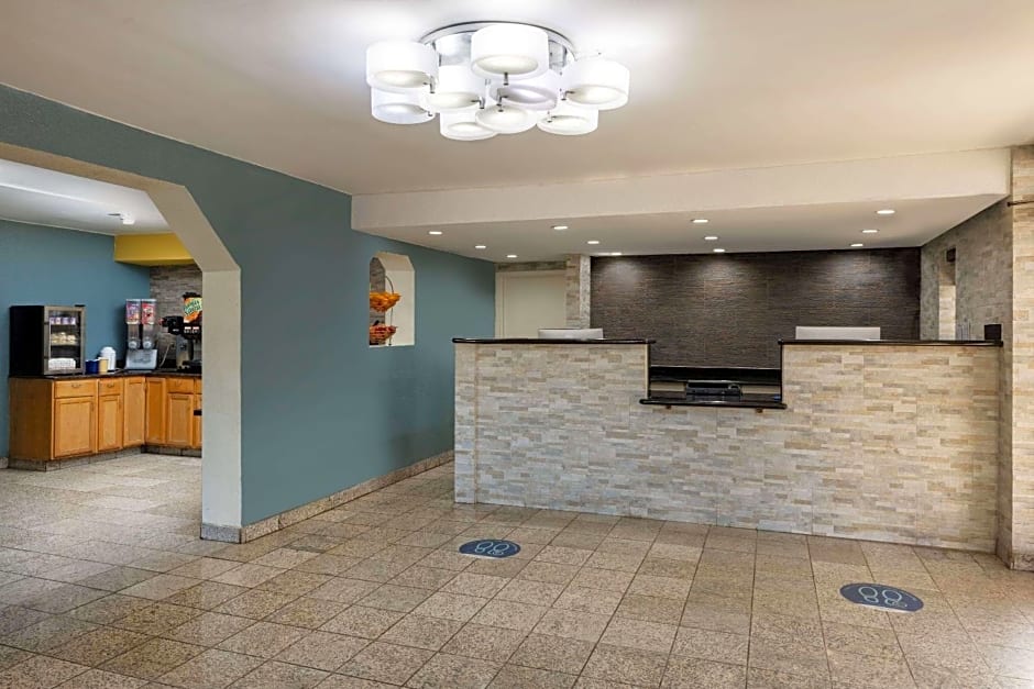 Days Inn by Wyndham Raleigh Midtown