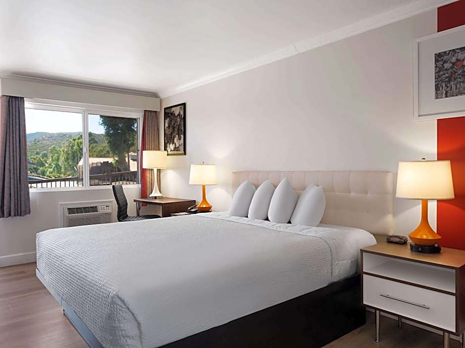 Ramada by Wyndham San Diego Poway Miramar