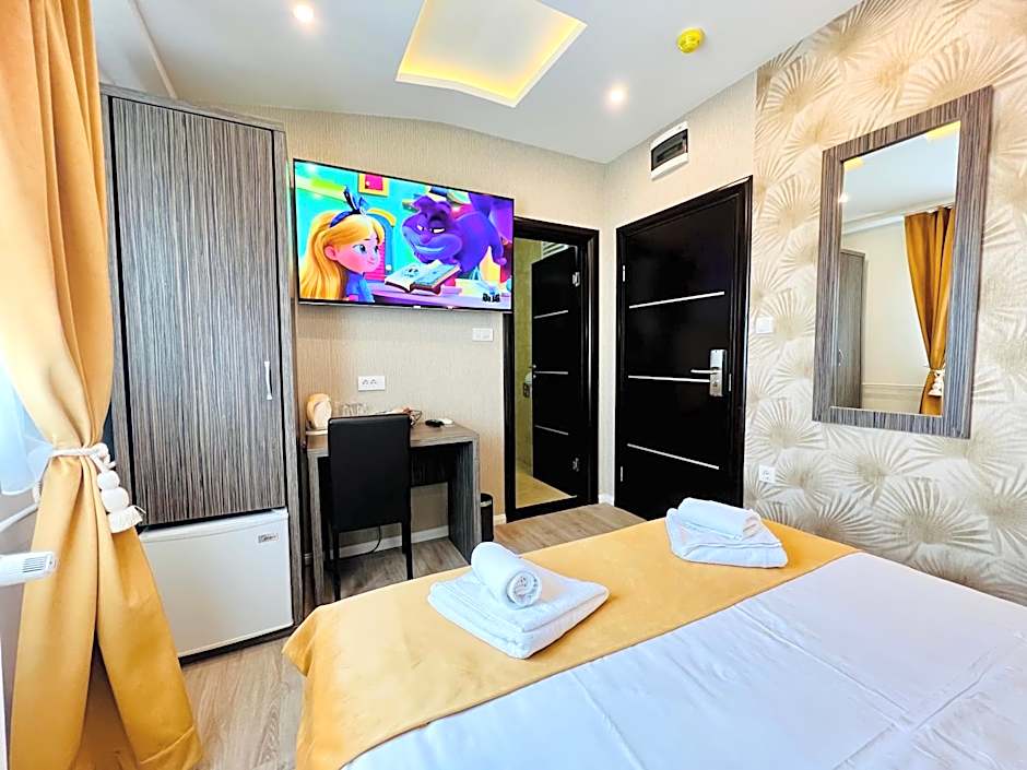 Side One Design Hotel Garni