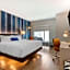Cambria Hotel Detroit Downtown