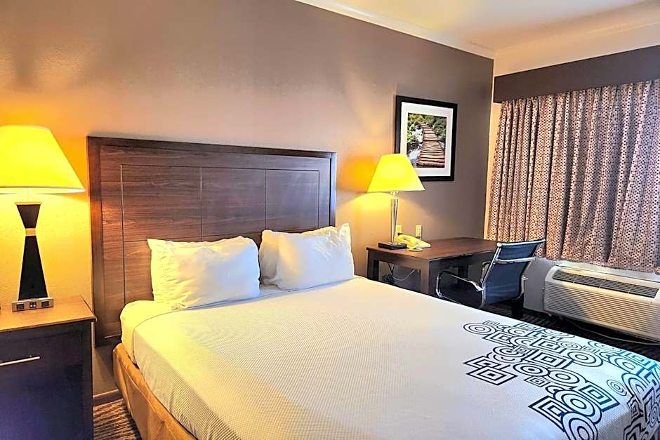 Days Inn by Wyndham Navasota