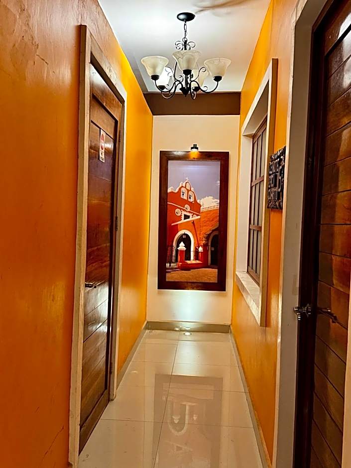 El Zaguán Colonial by GuruHotel