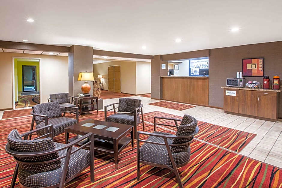 Super 8 by Wyndham Brookings