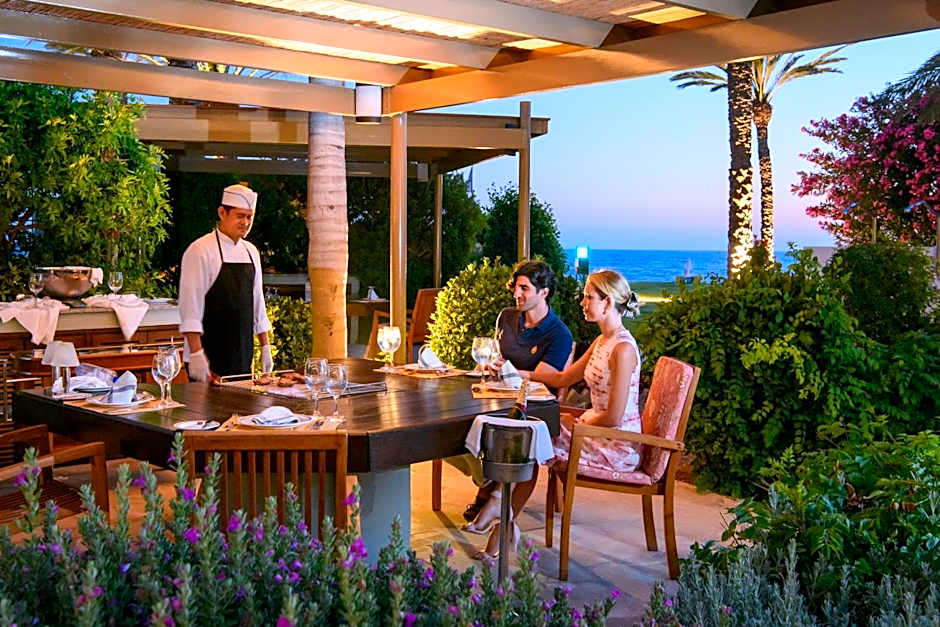 Constantinou Bros Athena Beach Hotel