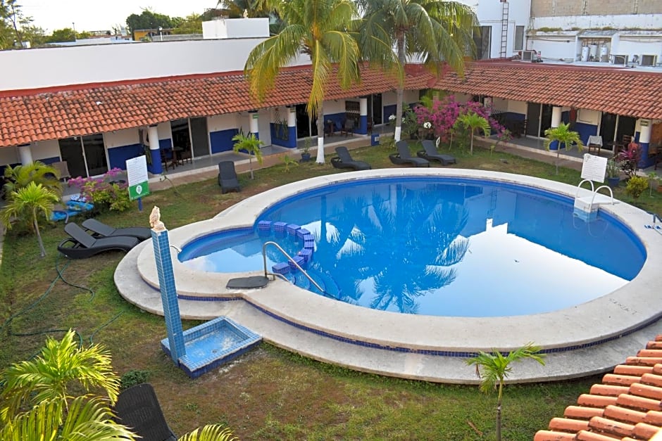 Hotel Plaza Almendros