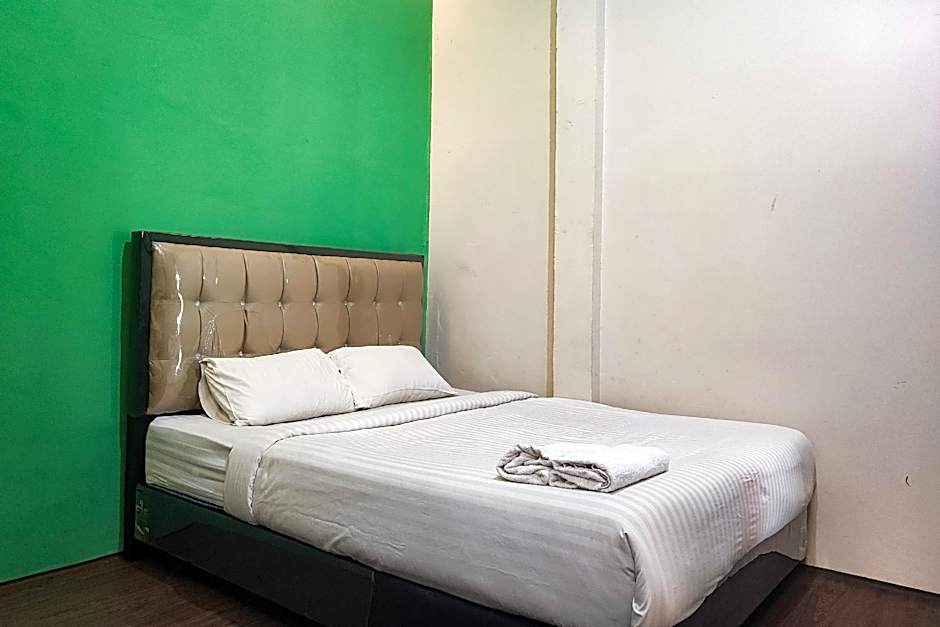 RedDoorz Syariah near Universitas Jambi Telanaipura