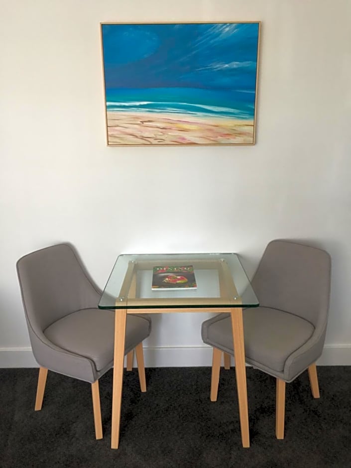 Ensenada Motor Inn and Suites