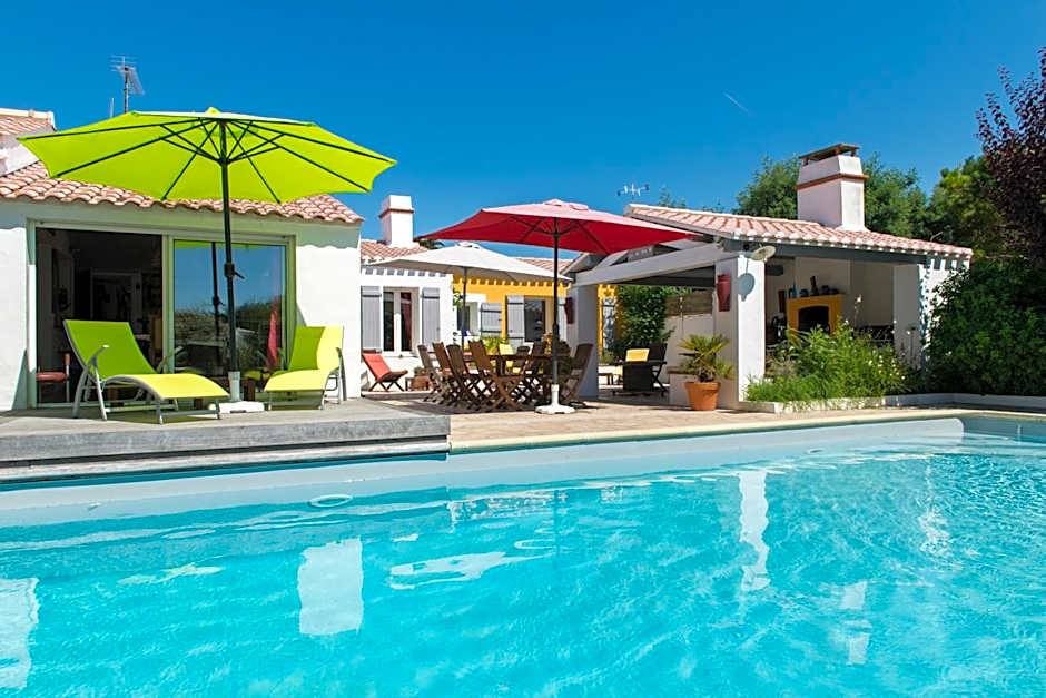 Les Yeux Bleus Bed & Breakfast