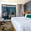 Cambria Hotel Boston Downtown-Seaport