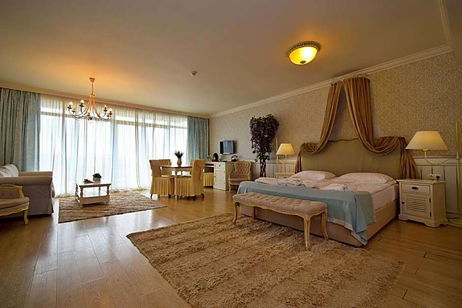 Therma ECO Village