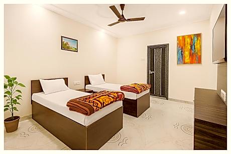 Goroomgo Banaras Residency Varanasi