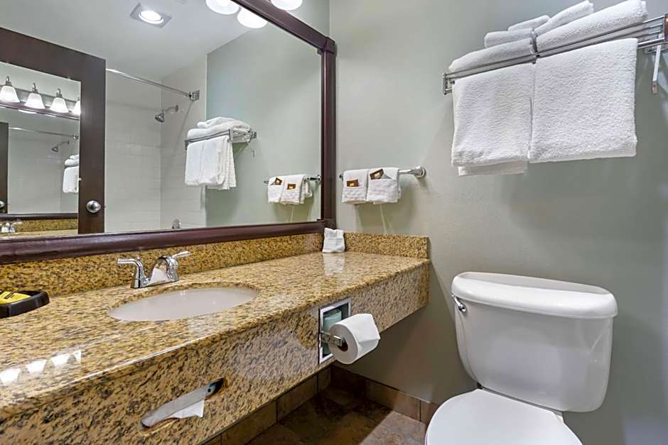 Best Western Plus Ahtanum Inn