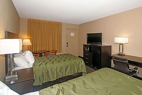 Double Room with Two Double Beds - Accessible/Non-Smoking