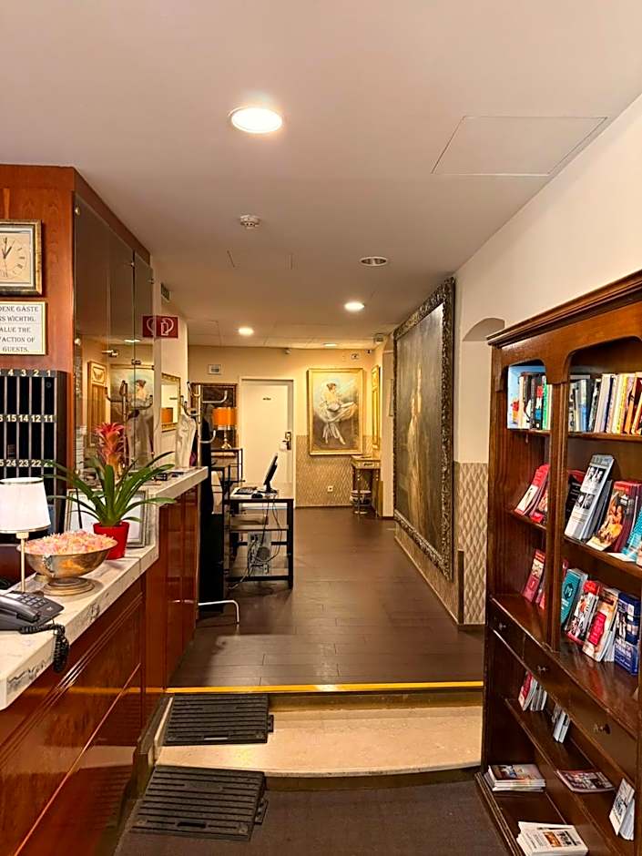 Hotel Pension Excellence