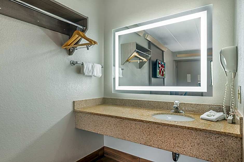 Red Roof Inn Virginia Beach