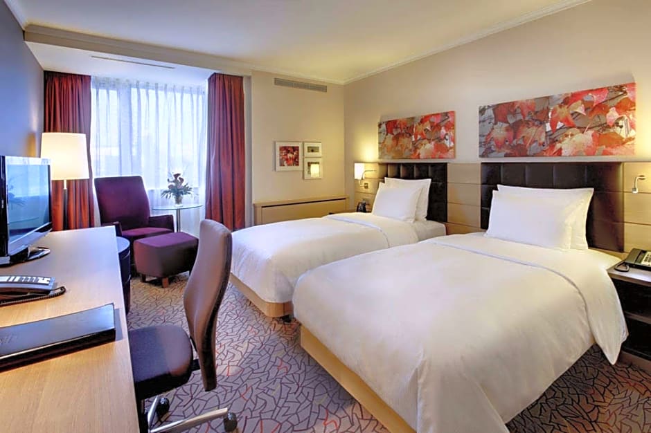 Foto 1 daripada 2 — 2 Beds Guestroom