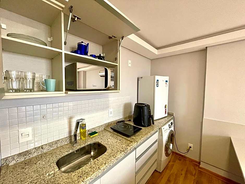 Flat Alto, Confortável com Lavadora e Airfryer