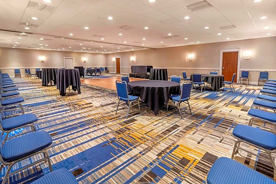 Four Points by Sheraton Los Angeles Westside