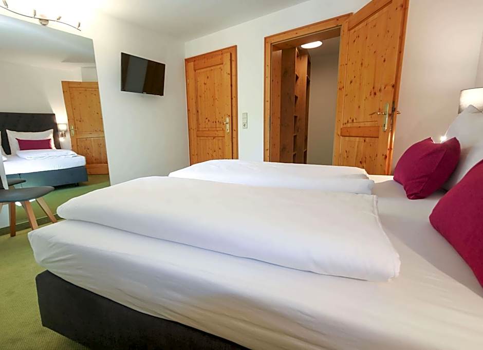 Kia Ora Hotel Restaurant