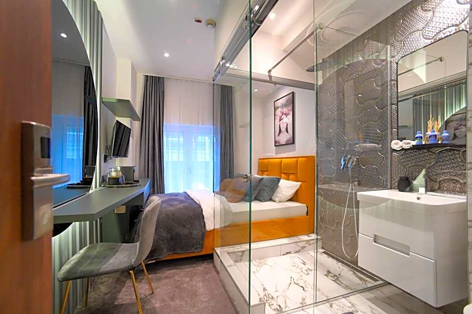 Knez Mihailova Center Rooms with PARKING