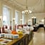 Hotel Bristol
