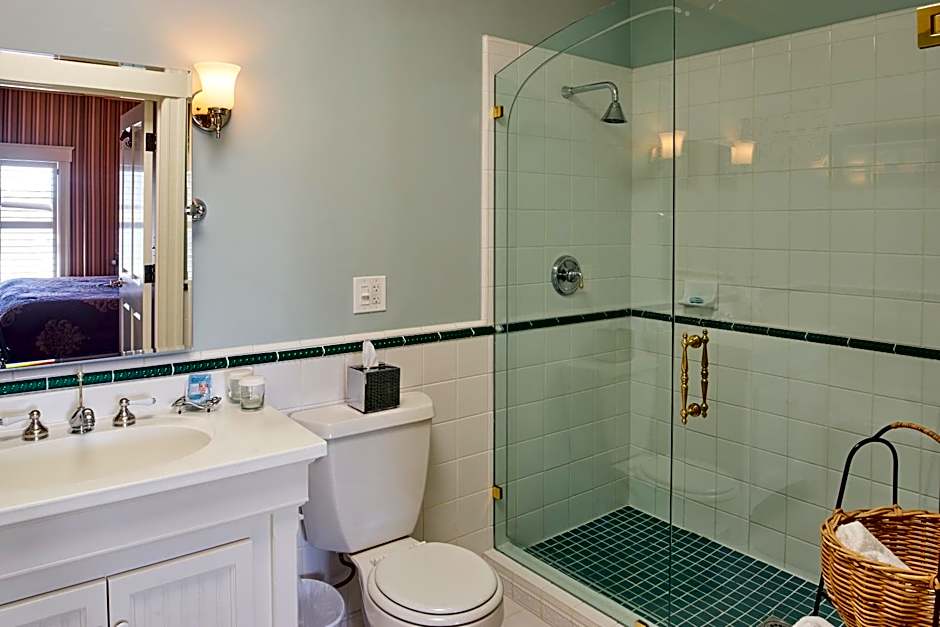 1 King Bed Suite — 4 fotoğraftan 1. fotoğraf