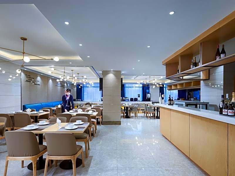 Kyriad Hotel Bozhou Lixin Wanbei Mall