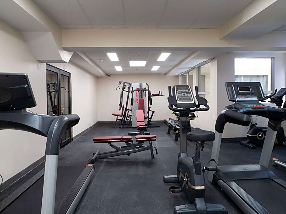 Hotel Montreal Metropolitan, BW Signature Collection