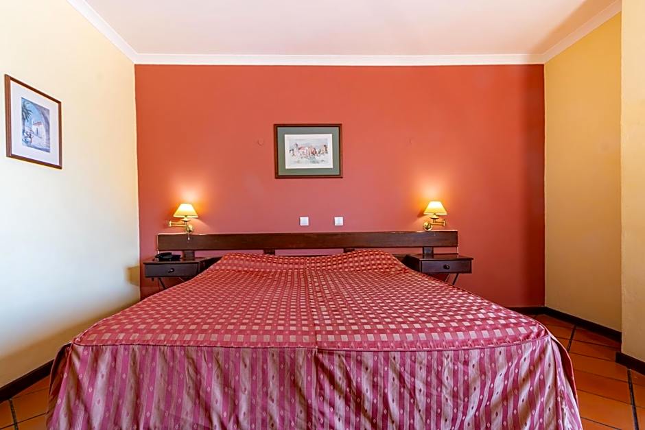 Hotel Colina Dos Mouros