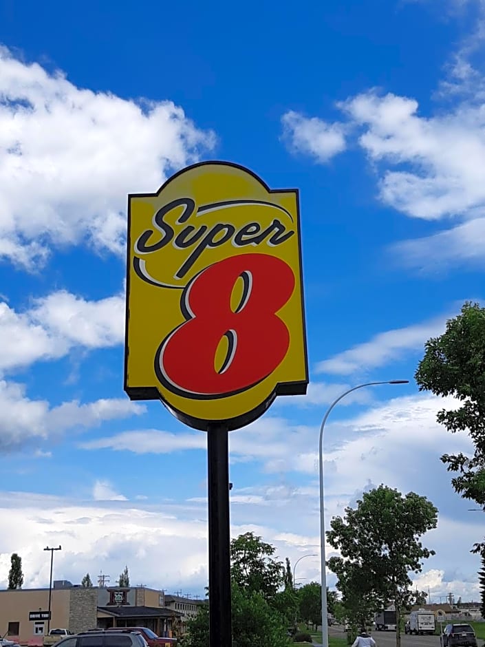 Super 8 by Wyndham Edson