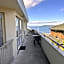 Baycourt Lakefront Motel