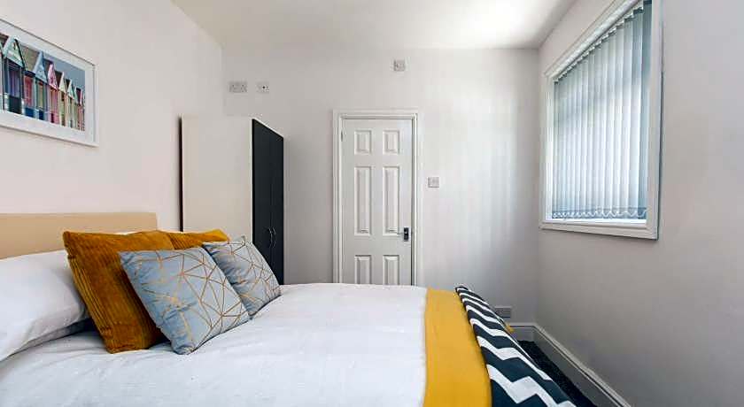 Townhouse @ 58 Brooklyn St - Crewe