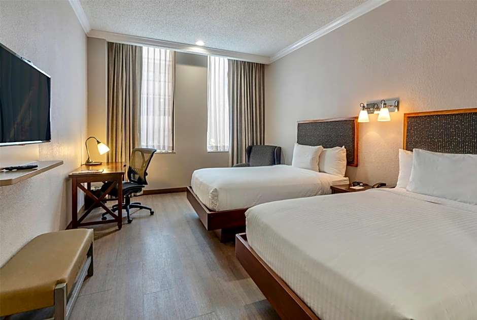 Wyndham Garden Baronne Plaza New Orleans