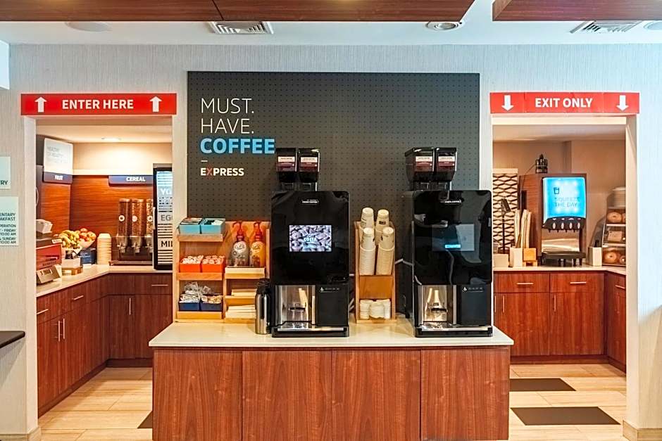 Holiday Inn Express Maspeth Hotel By IHG