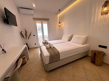 Eleni's Rooms