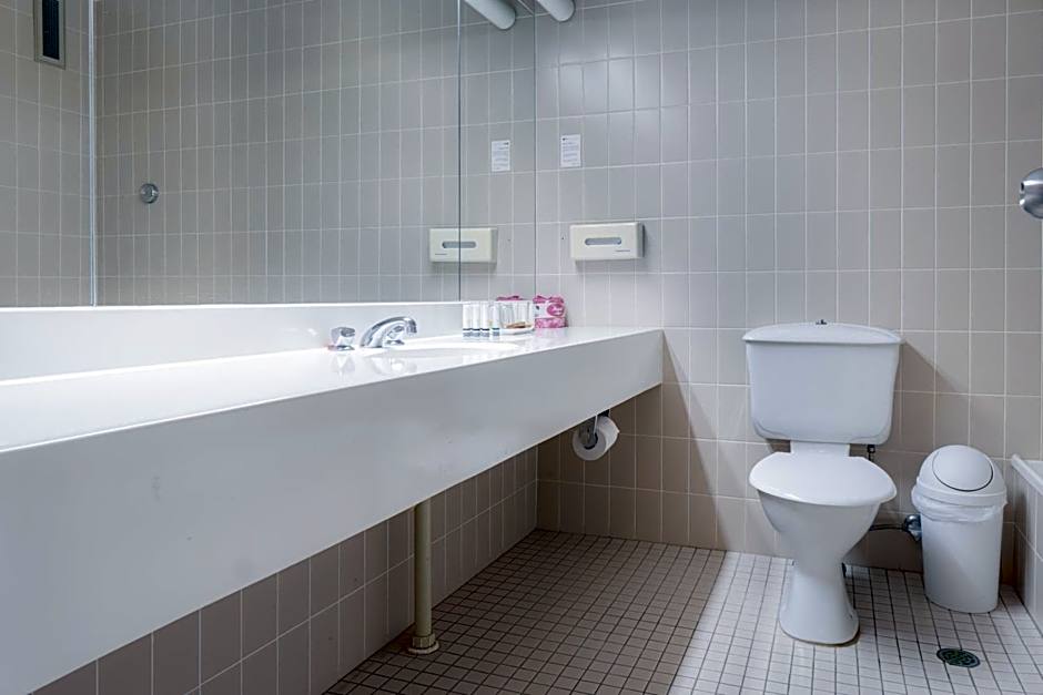 Quality Hotel Ambassador Perth