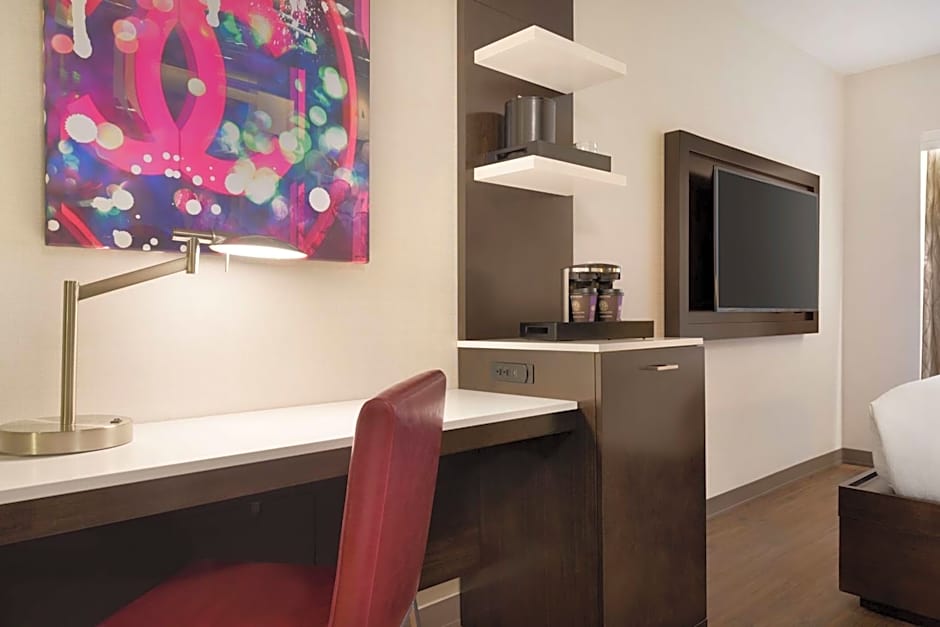 Embassy Suites By Hilton New York Midtown Manhattan