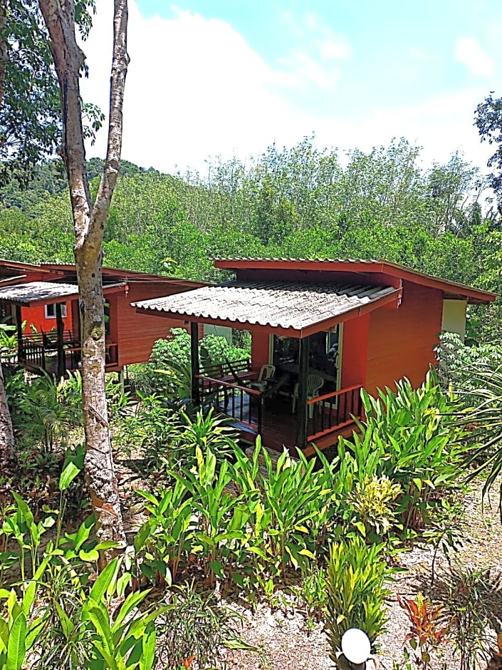 Lanta Maikeaw Bungalow