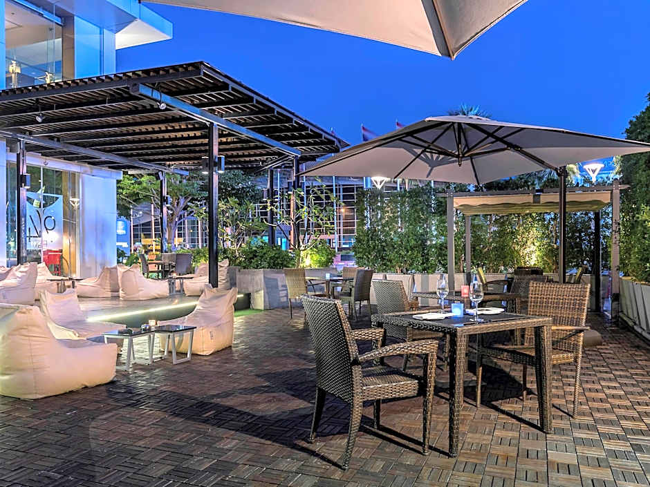 Novotel Bangkok Impact Hotel