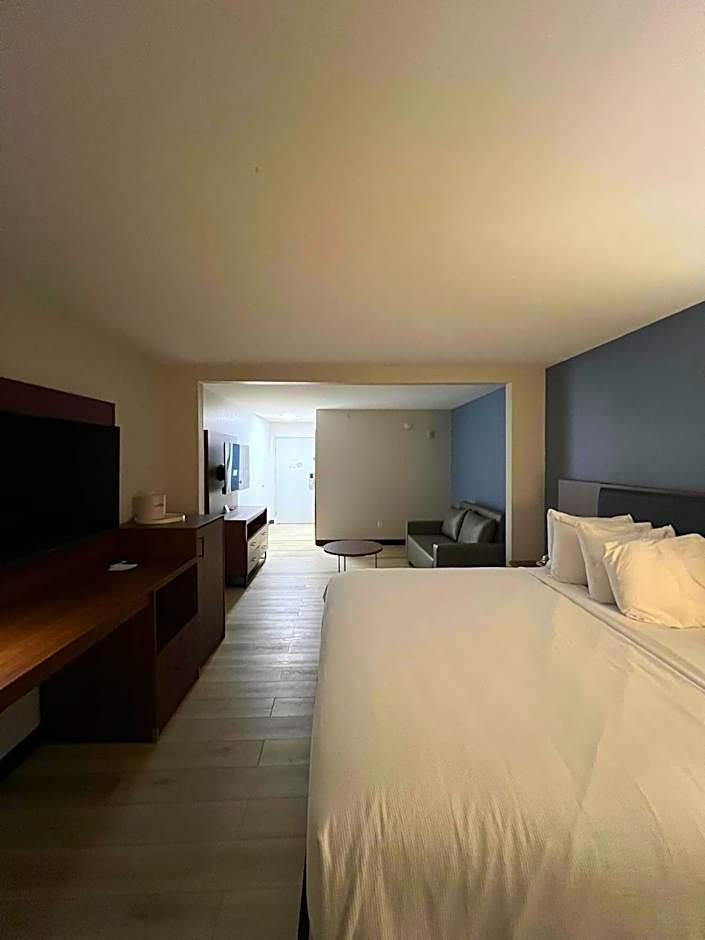 Wingate by Wyndham Dublin Near Claytor Lake State Park