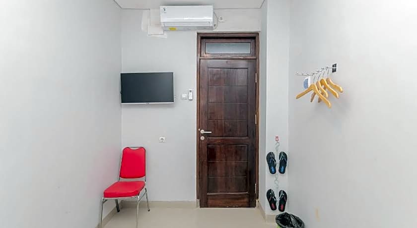 RedDoorz @ Gedangan Sidoarjo