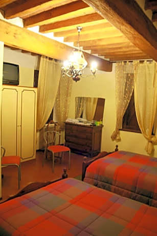 Twin Room with Bathroom