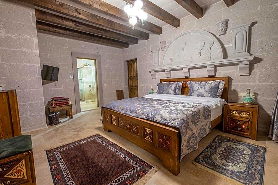 Underground Cave Suites Hotel