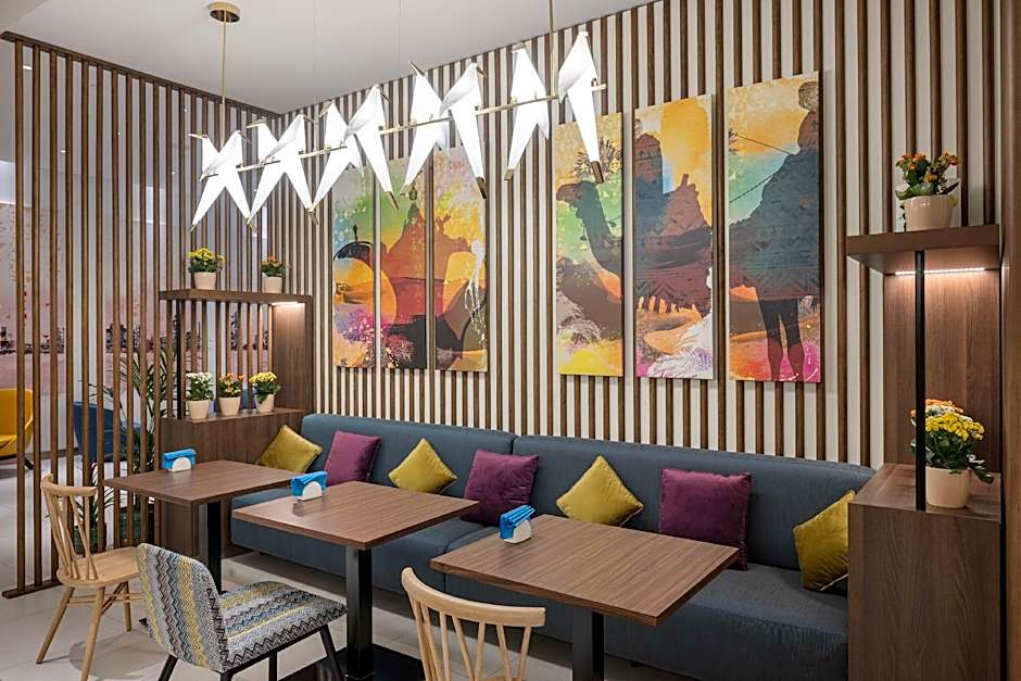 Hampton by Hilton Kuwait Salmiya