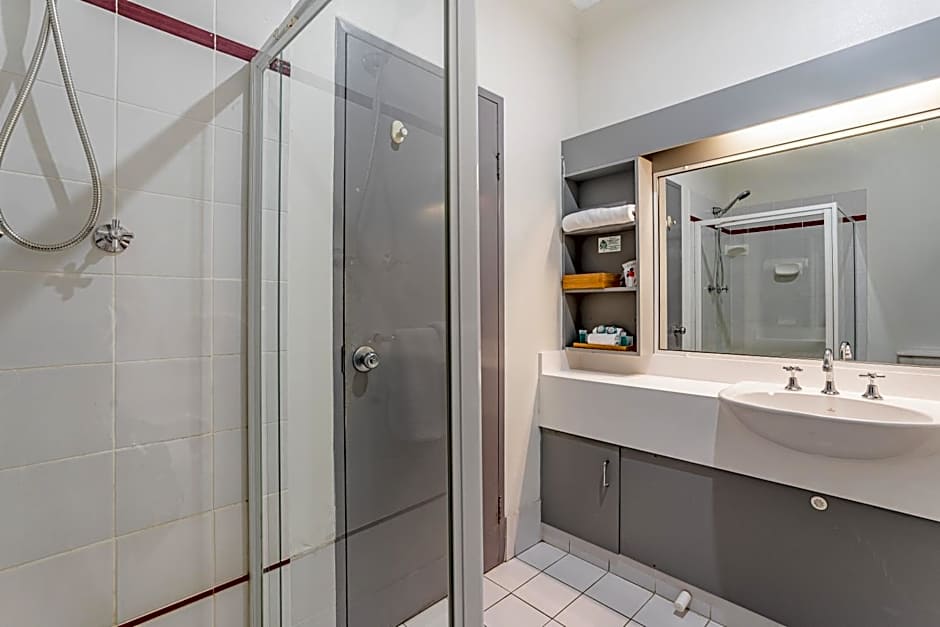 Nelson Towers Motel & Apartments