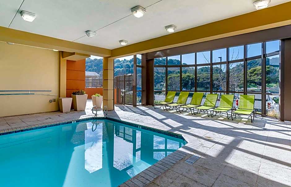 Extended Stay America Suites - San Rafael - Francisco Blvd. East